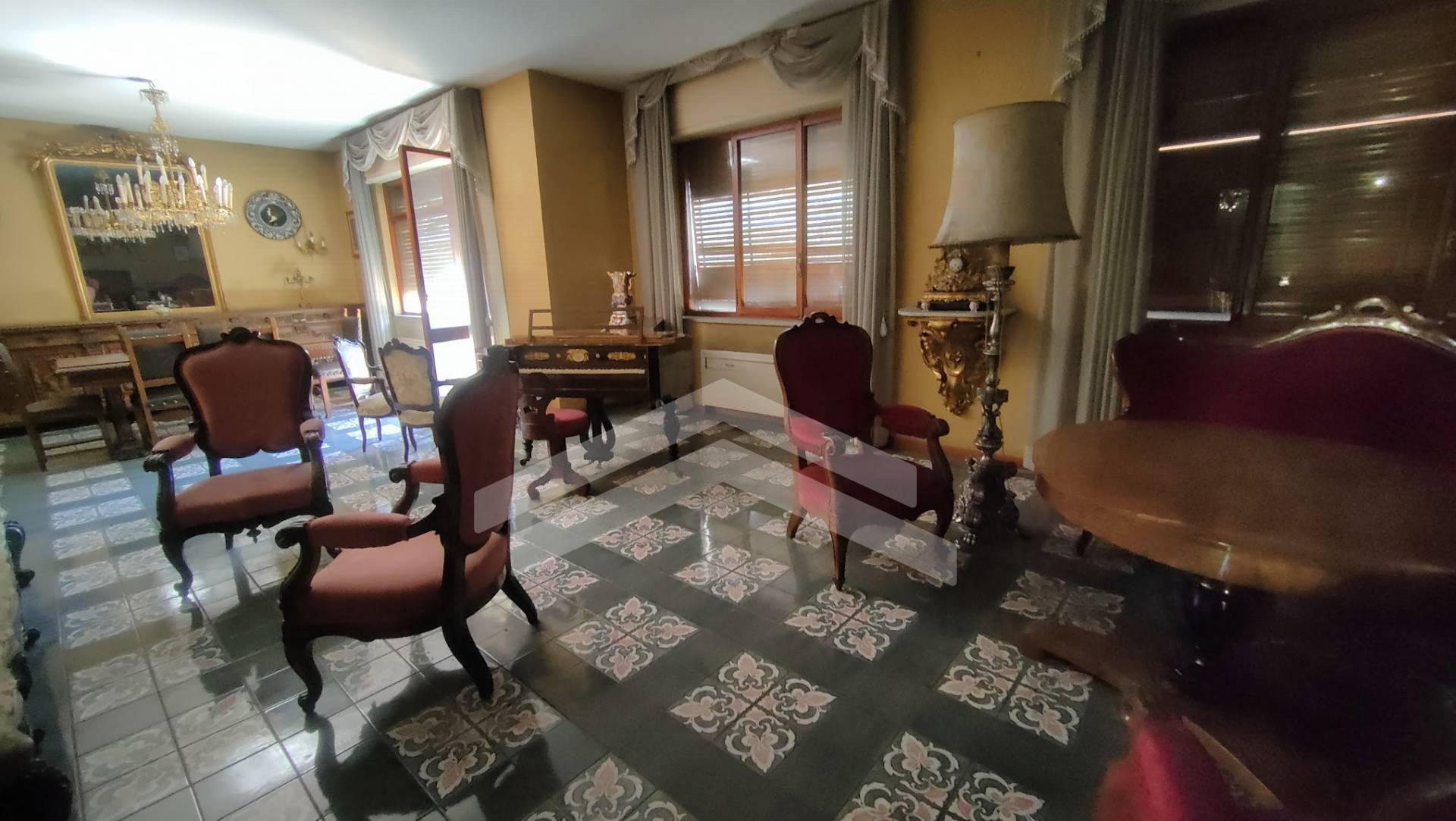 Villa bifamiliare in vendita a Campobasso, Centro