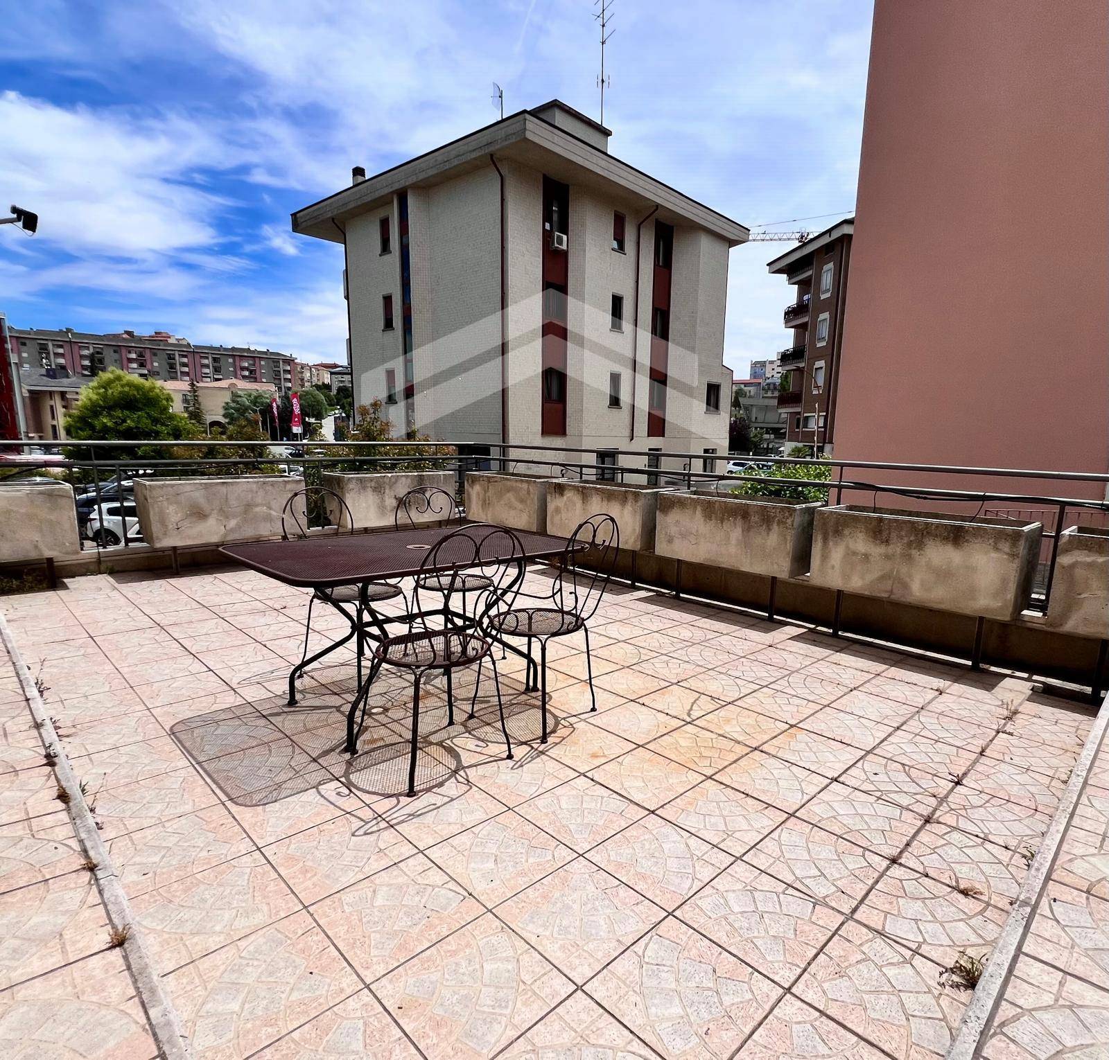 Appartamento in affitto a Campobasso, Centro
