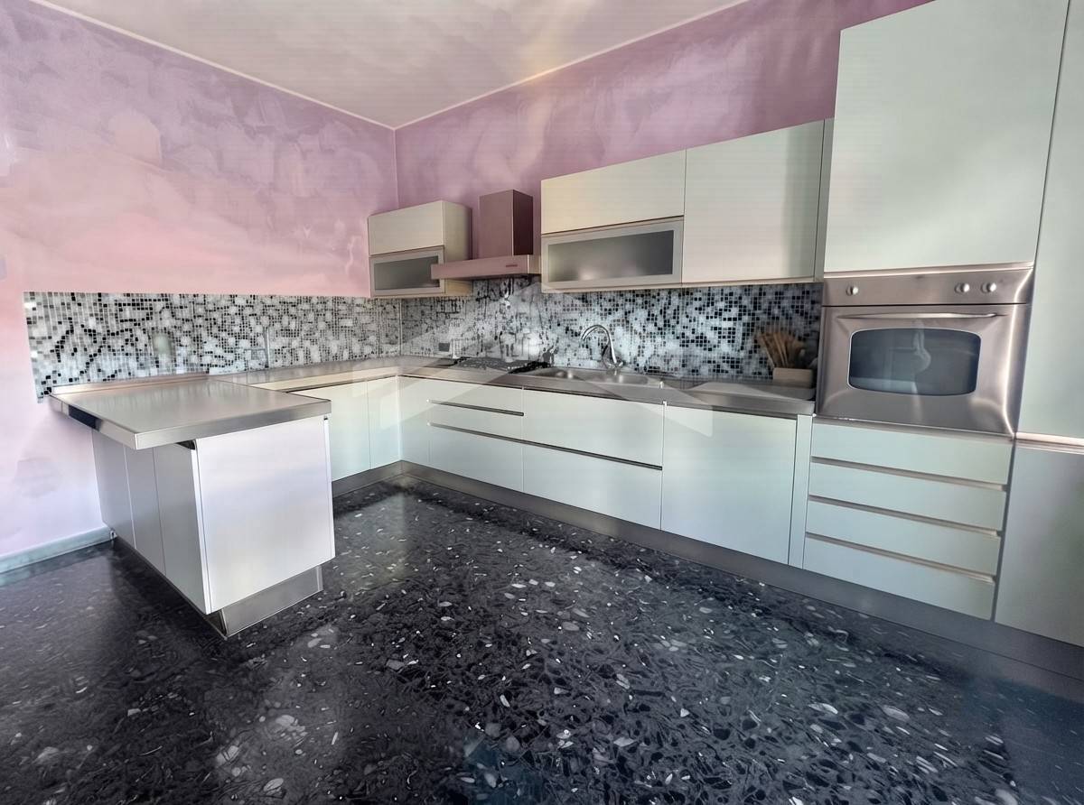 Appartamento in affitto a Campobasso, Centro