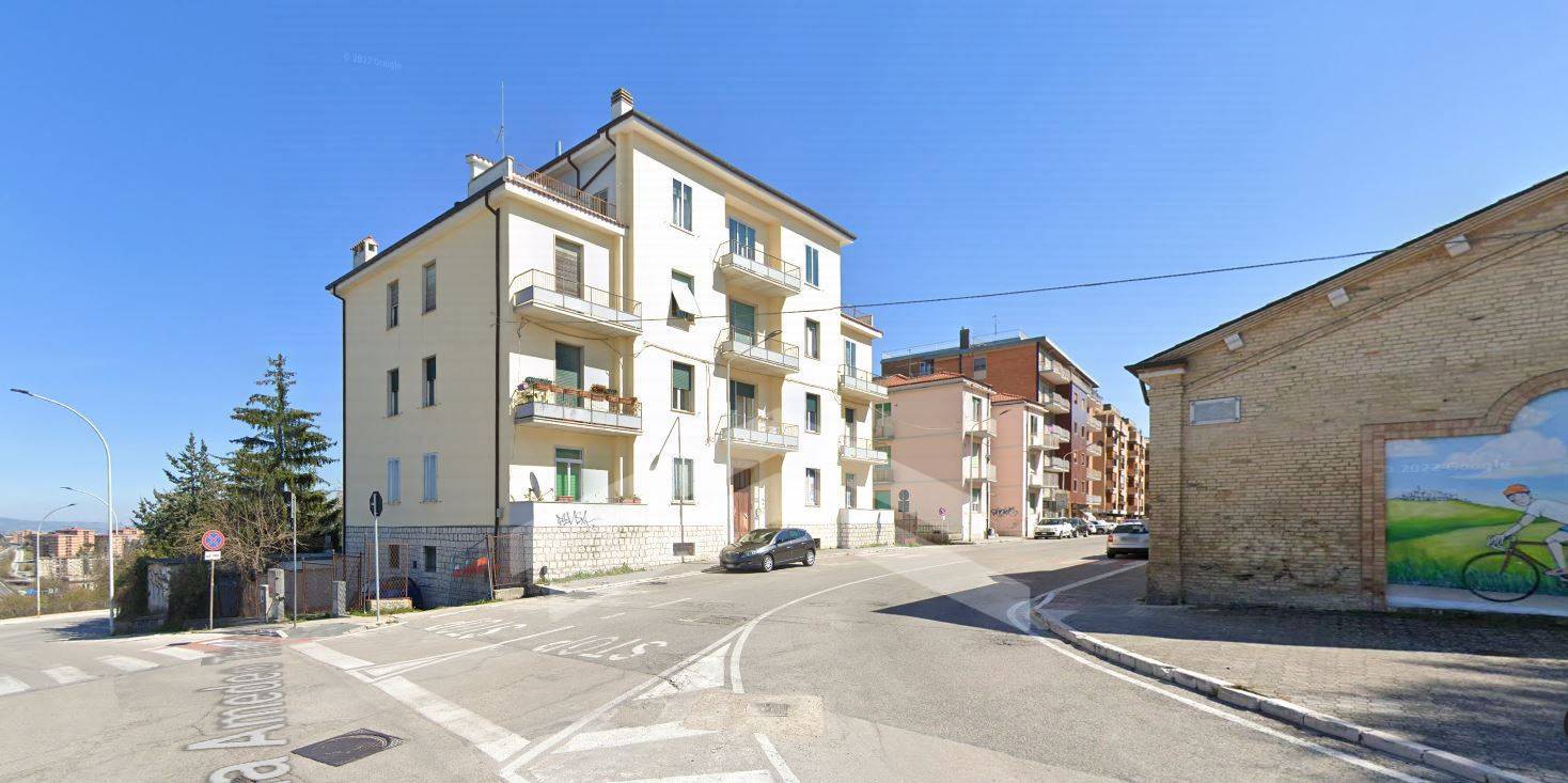 Camera in affitto a Campobasso, Centro