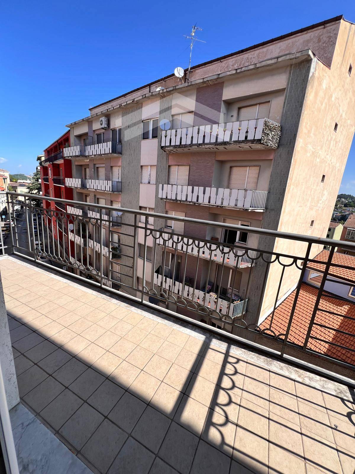 Appartamento in affitto a Campobasso, Centro