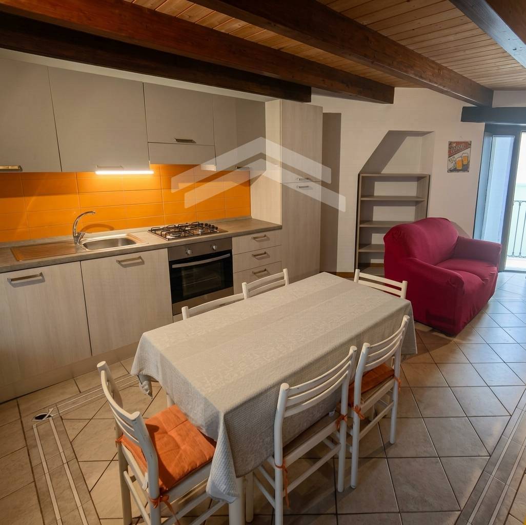Appartamento in affitto a Campobasso, Centro storico