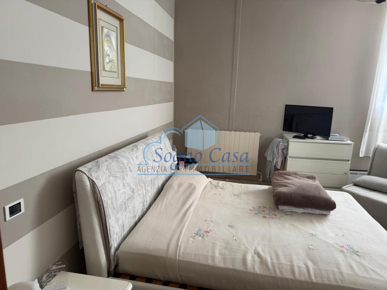 Stabile/Palazzo in vendita a Carrara