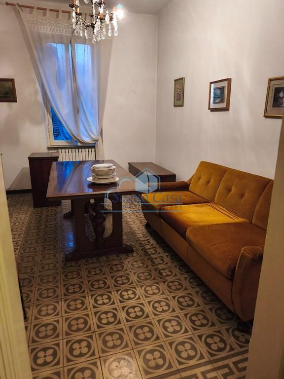 Casa indipendente con giardino, Ortonovo isola