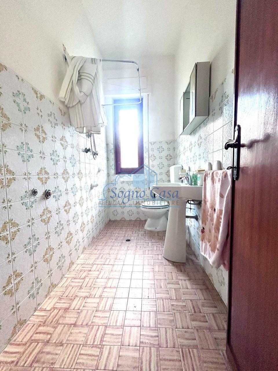 Villa con giardino, Ortonovo casano