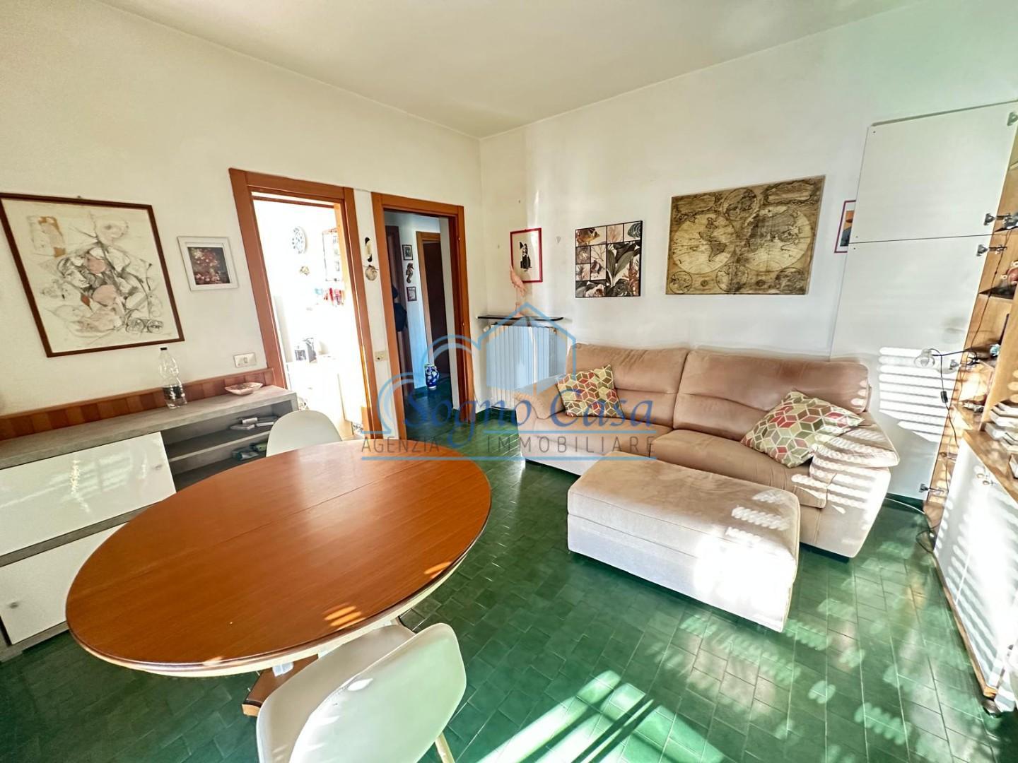 Quadrilocale vista mare, Sarzana marinella di