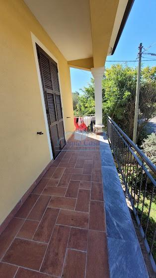 Casa indipendente arredata in affitto, Vezzano Ligure piani di ponzano