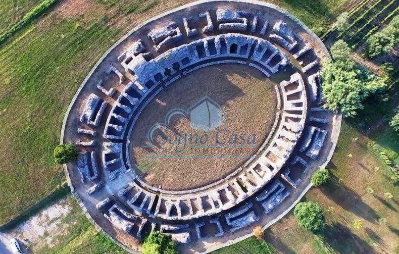 Appartamento con giardino, Ortonovo luni mare