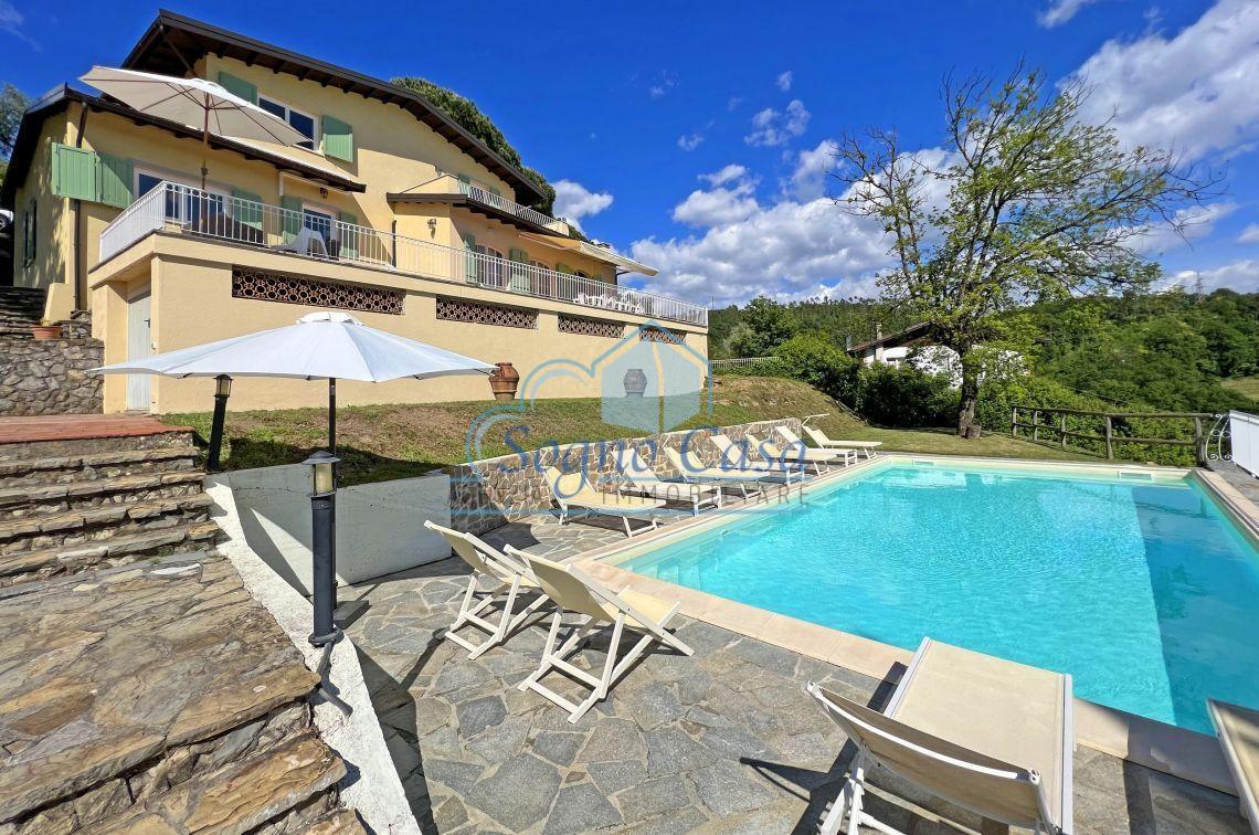 Villa con giardino a Castelnuovo Magra