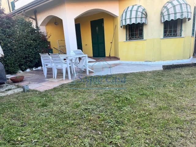 Quadrilocale con giardino, Ortonovo dogana