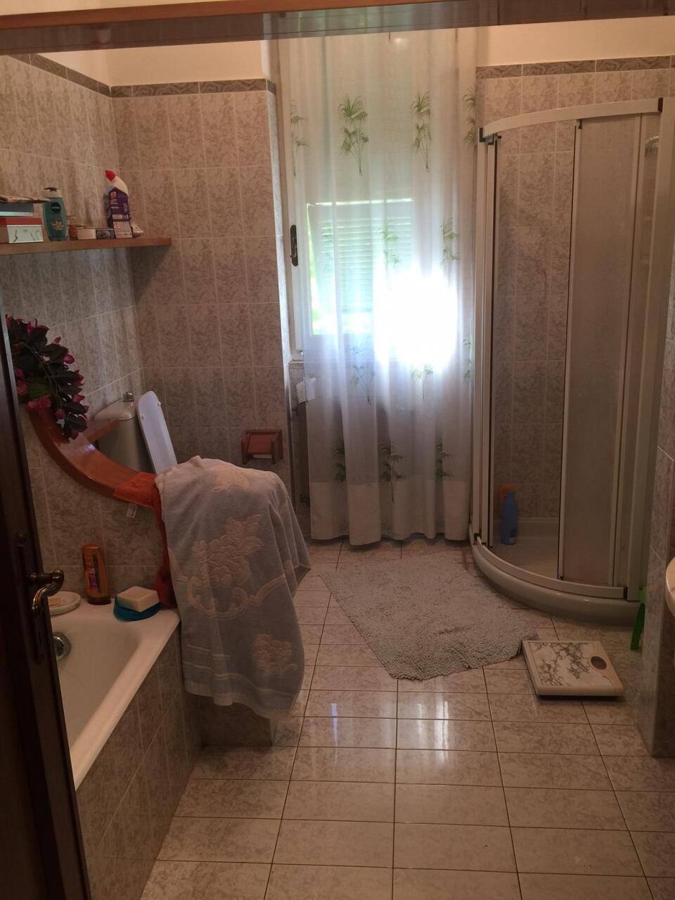 Villa con giardino a Castelnuovo Magra