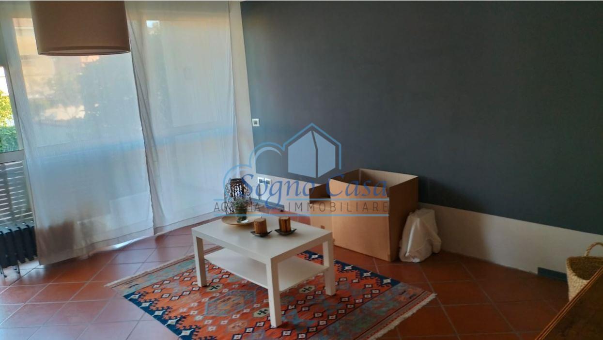 Casa indipendente con giardino, Ortonovo dogana
