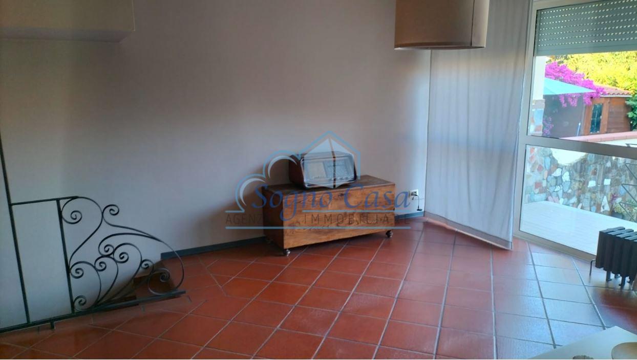 Casa indipendente con giardino, Ortonovo dogana