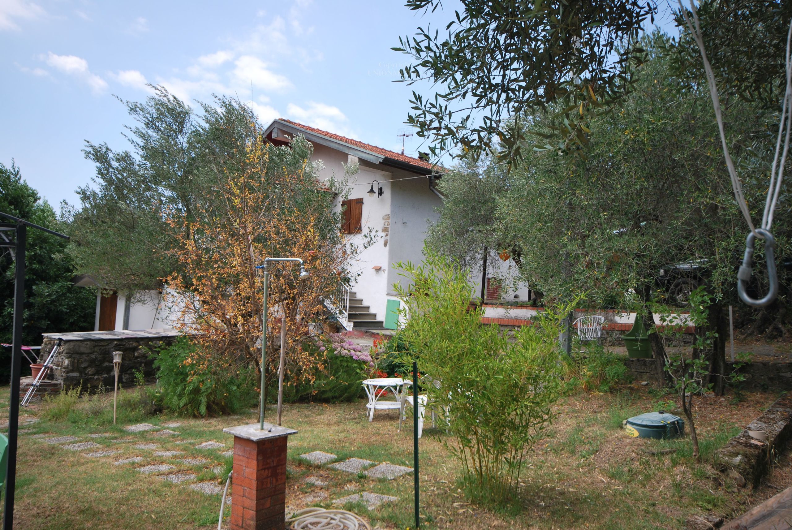 Casa indipendente con giardino in via caprignano, Castelnuovo Magra