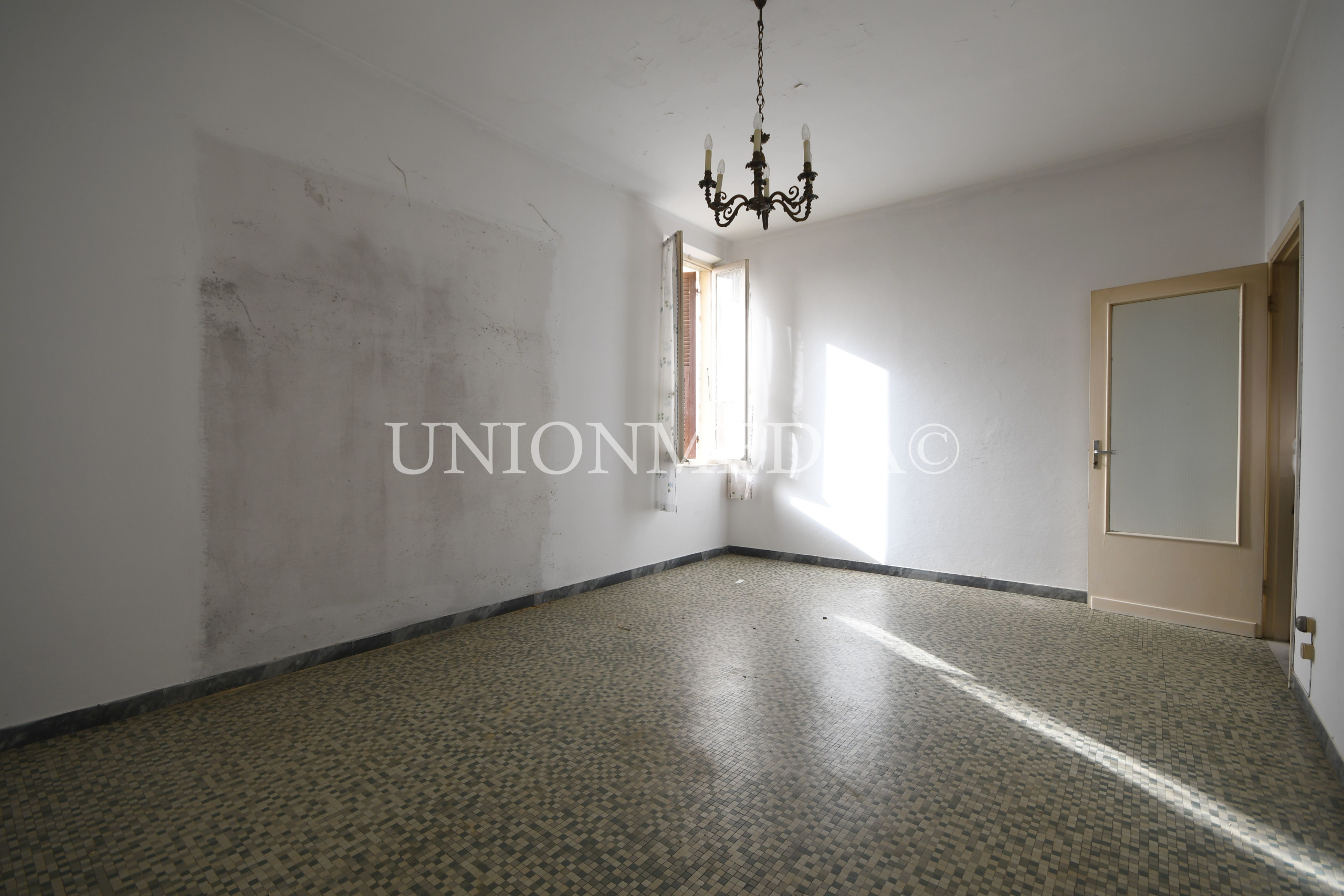 Appartamento con giardino in via matteotti 8, Vezzano Ligure