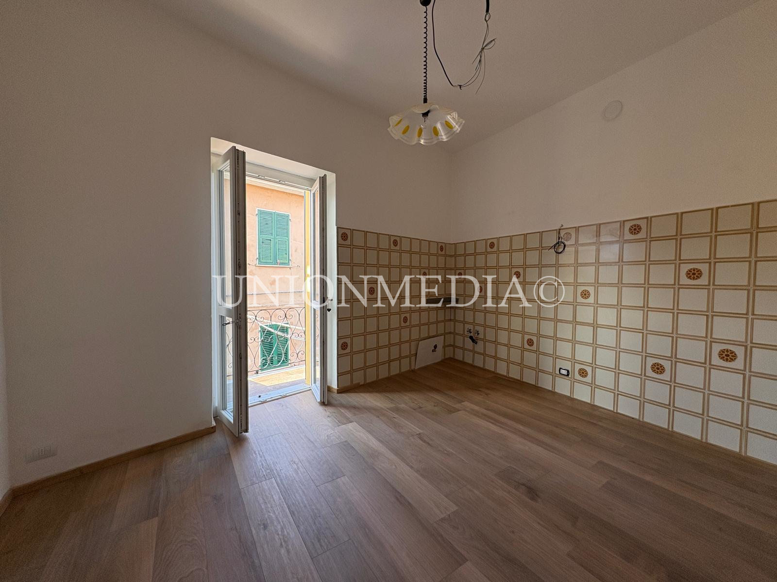 Quadrilocale ristrutturato in via porta parma, Sarzana