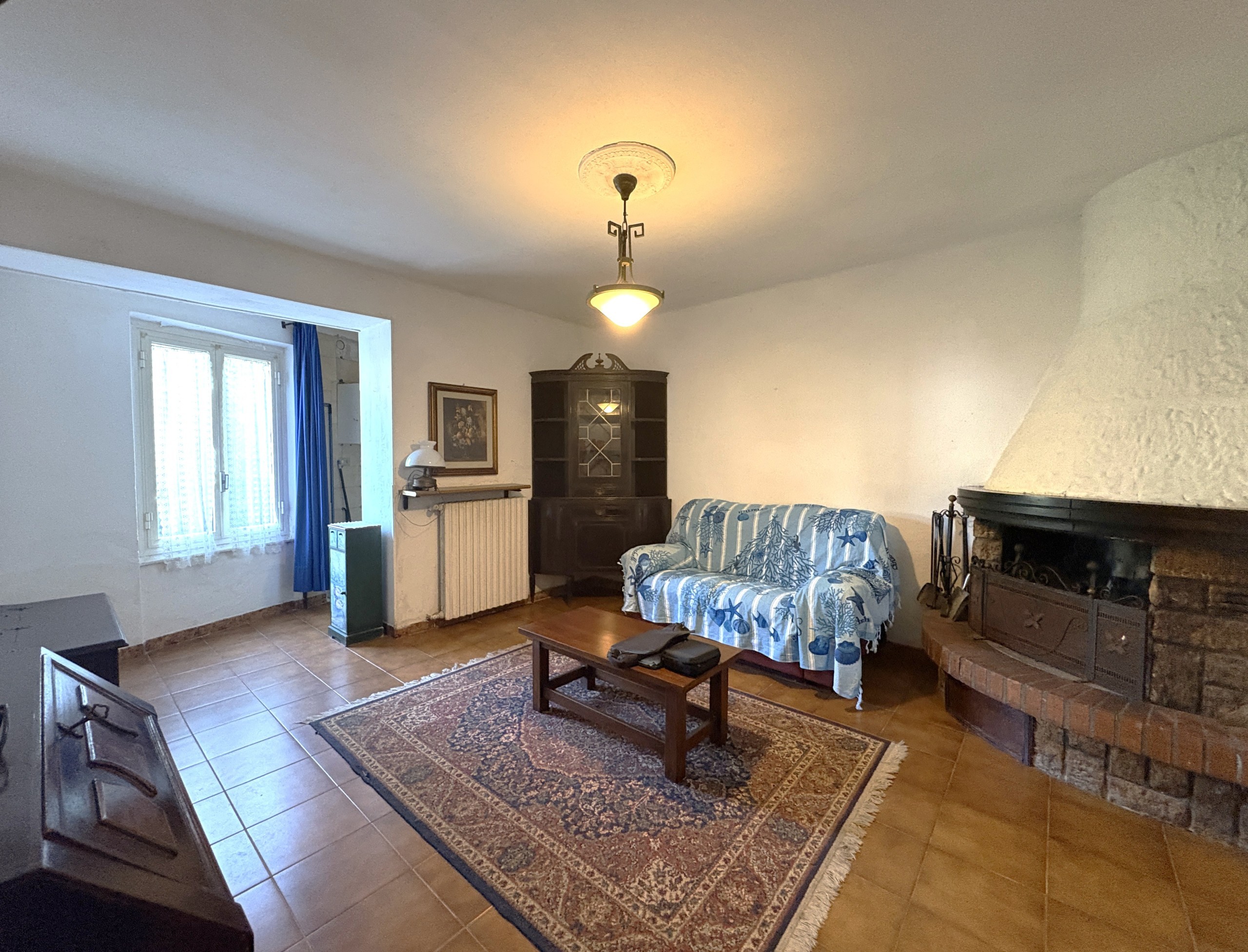 Trilocale con giardino in via c. a. fabbricotti, Ameglia