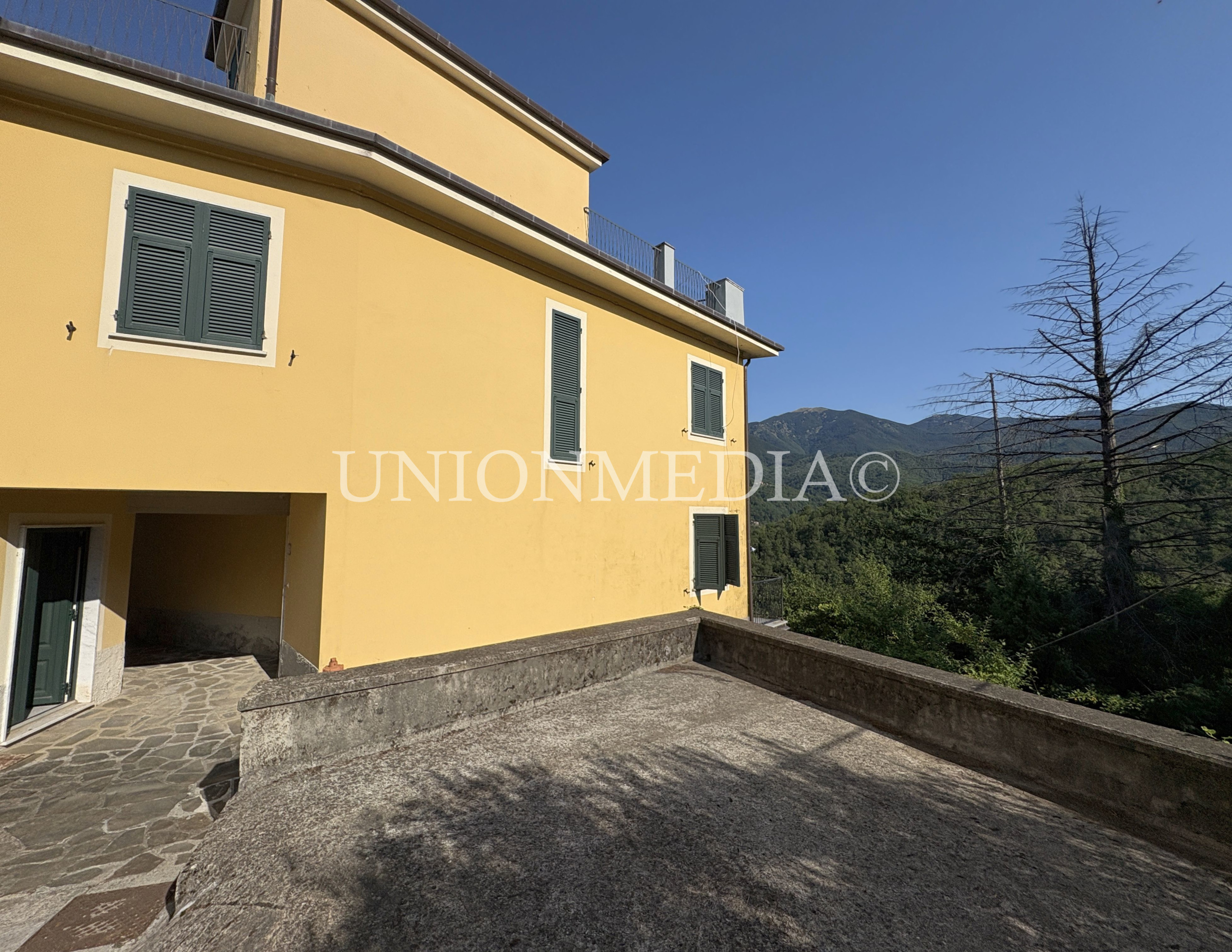 Casa indipendente con terrazzo in via della costa 19, Sesta Godano