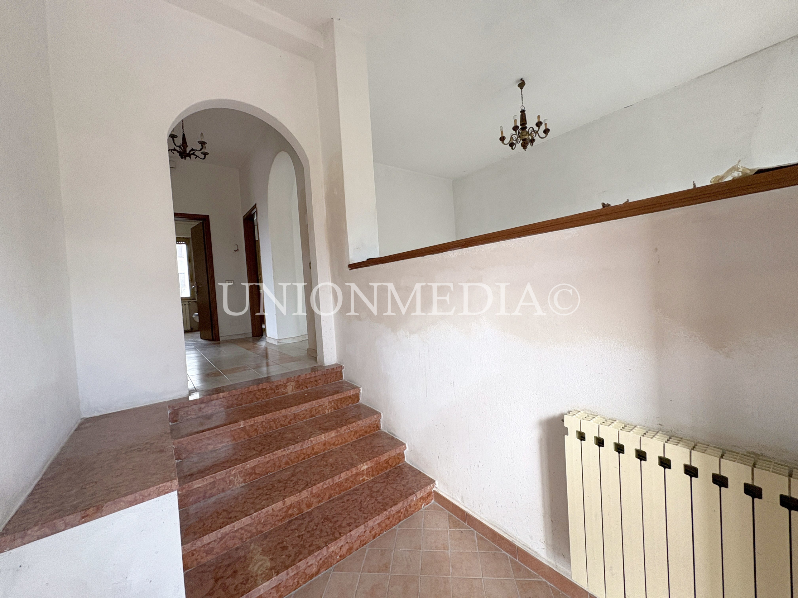 Quadrilocale con giardino in via 27 gennaio, Sarzana