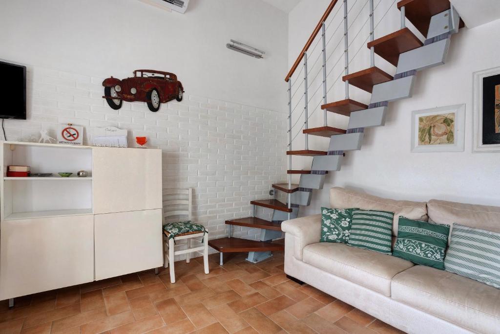 Casa indipendente in affitto a Sarzana