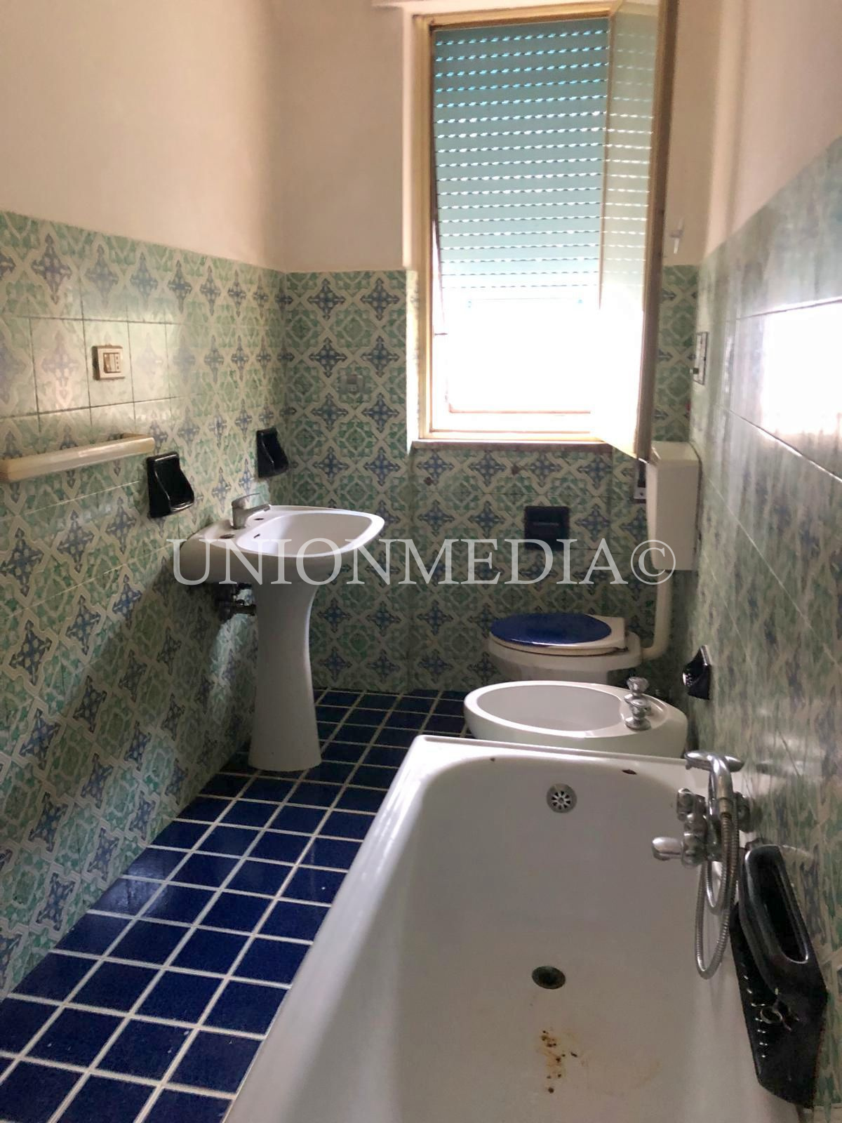 Trilocale da ristrutturare in via aurelia sud, Arcola