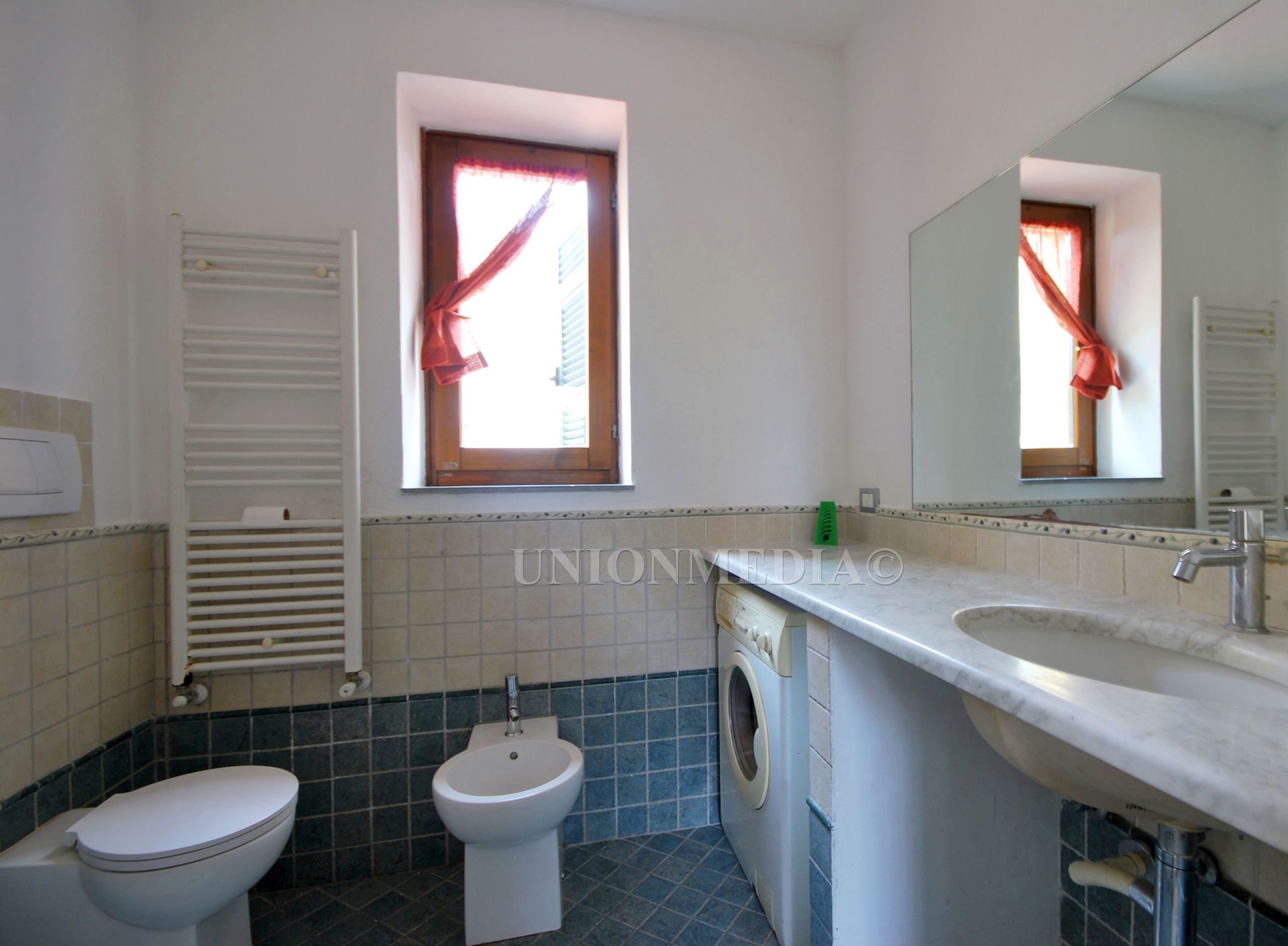 Bilocale in vendita in viale giuseppe mazzini, Sarzana