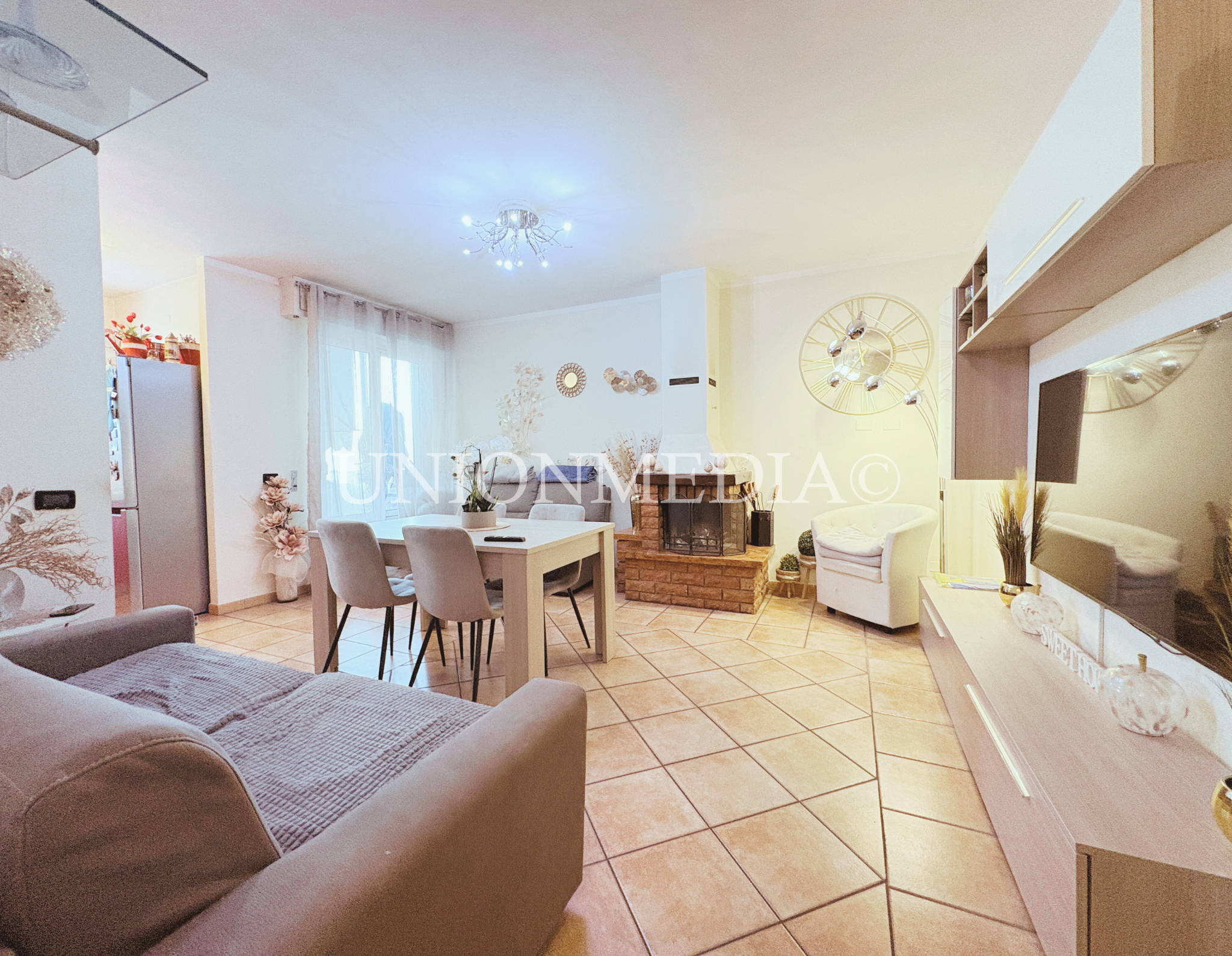 Trilocale con box doppio in via bradia, Sarzana