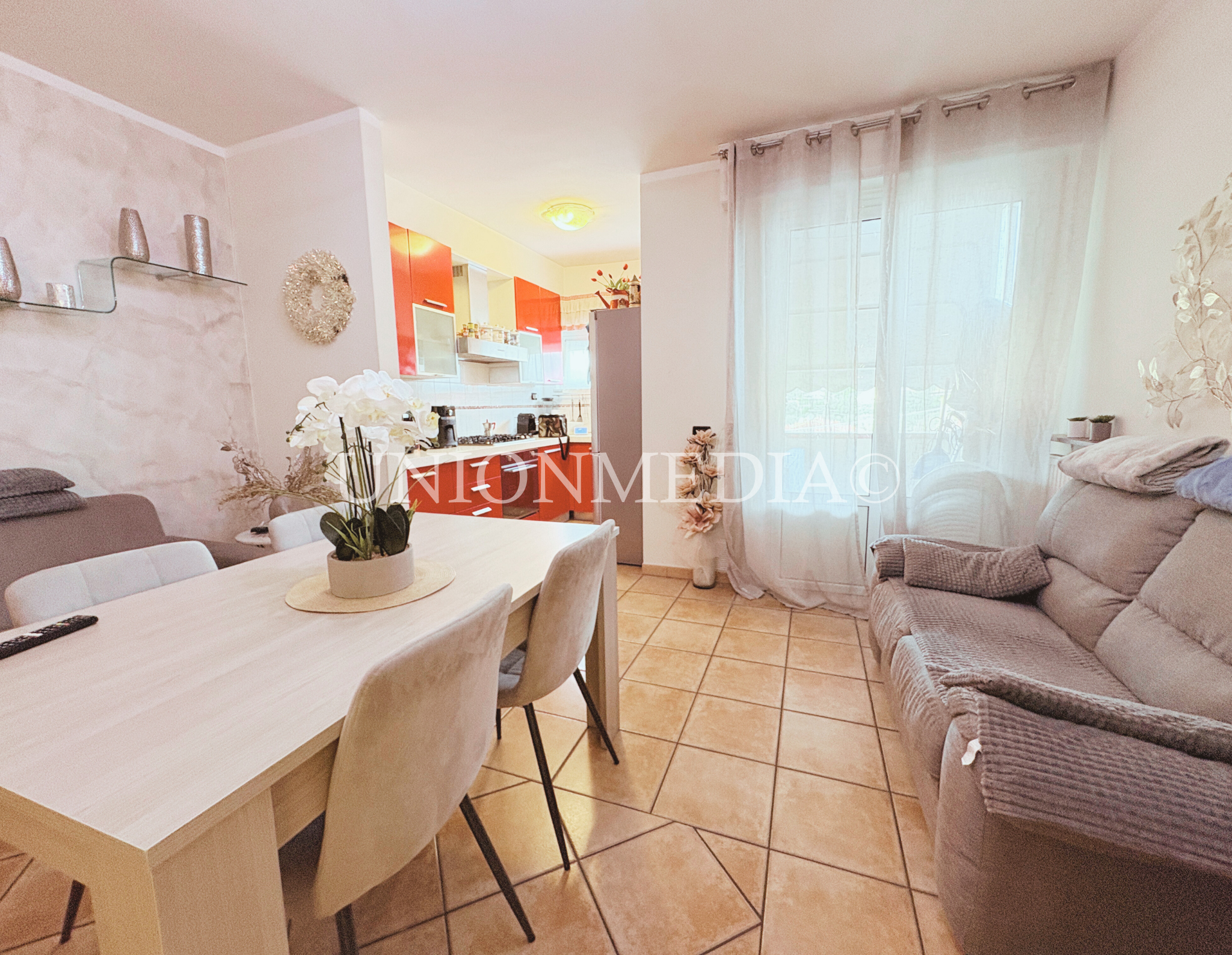 Trilocale con box doppio in via bradia, Sarzana