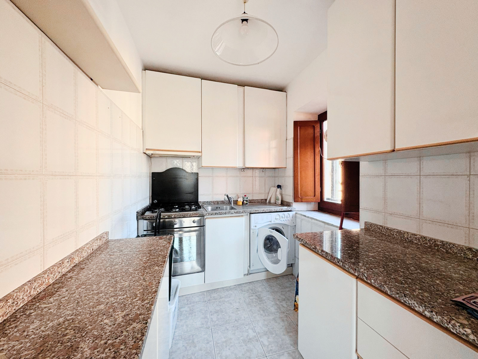 Casa indipendente in affitto in piazza dino ricchetti, Sarzana