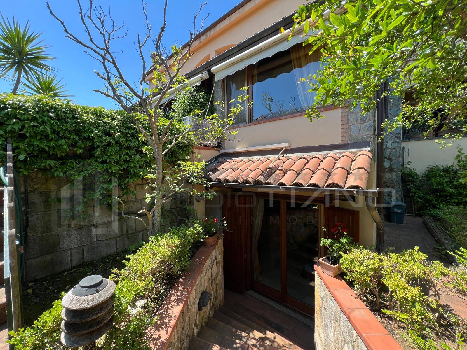 Villa Bifamiliare in vendita a Rende, Roges - Commenda
