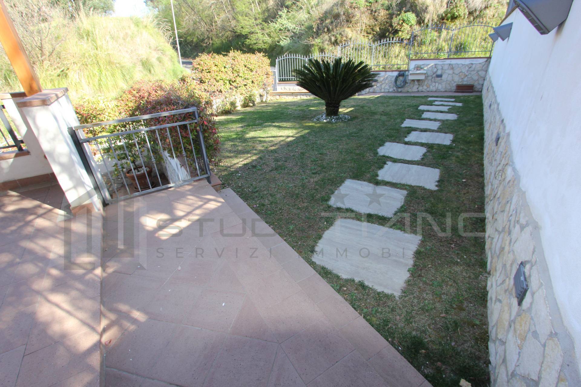 Casa singola in vendita a Cosenza, Sud