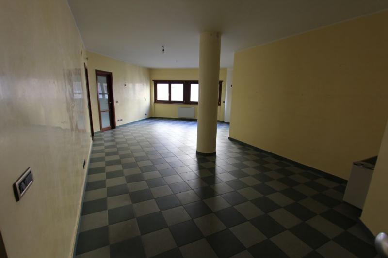 Appartamento in vendita a Cosenza, Centro