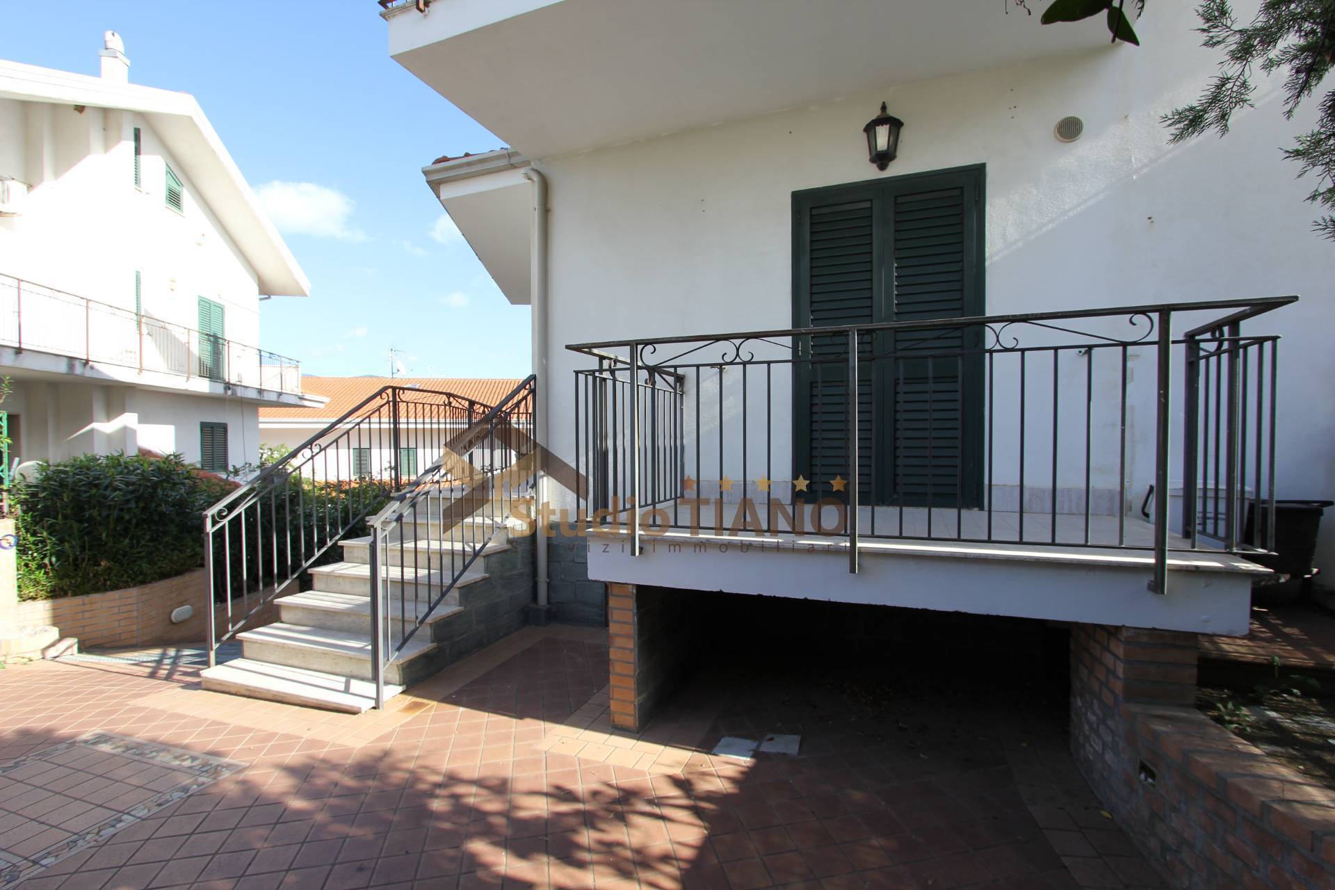 Villa Bifamiliare in vendita a Rende, ROCCHI