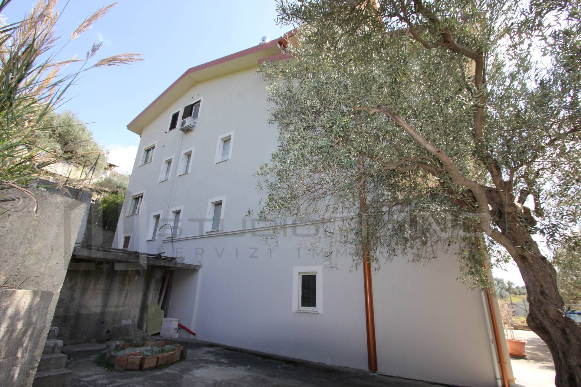 Casa singola in vendita a Zumpano