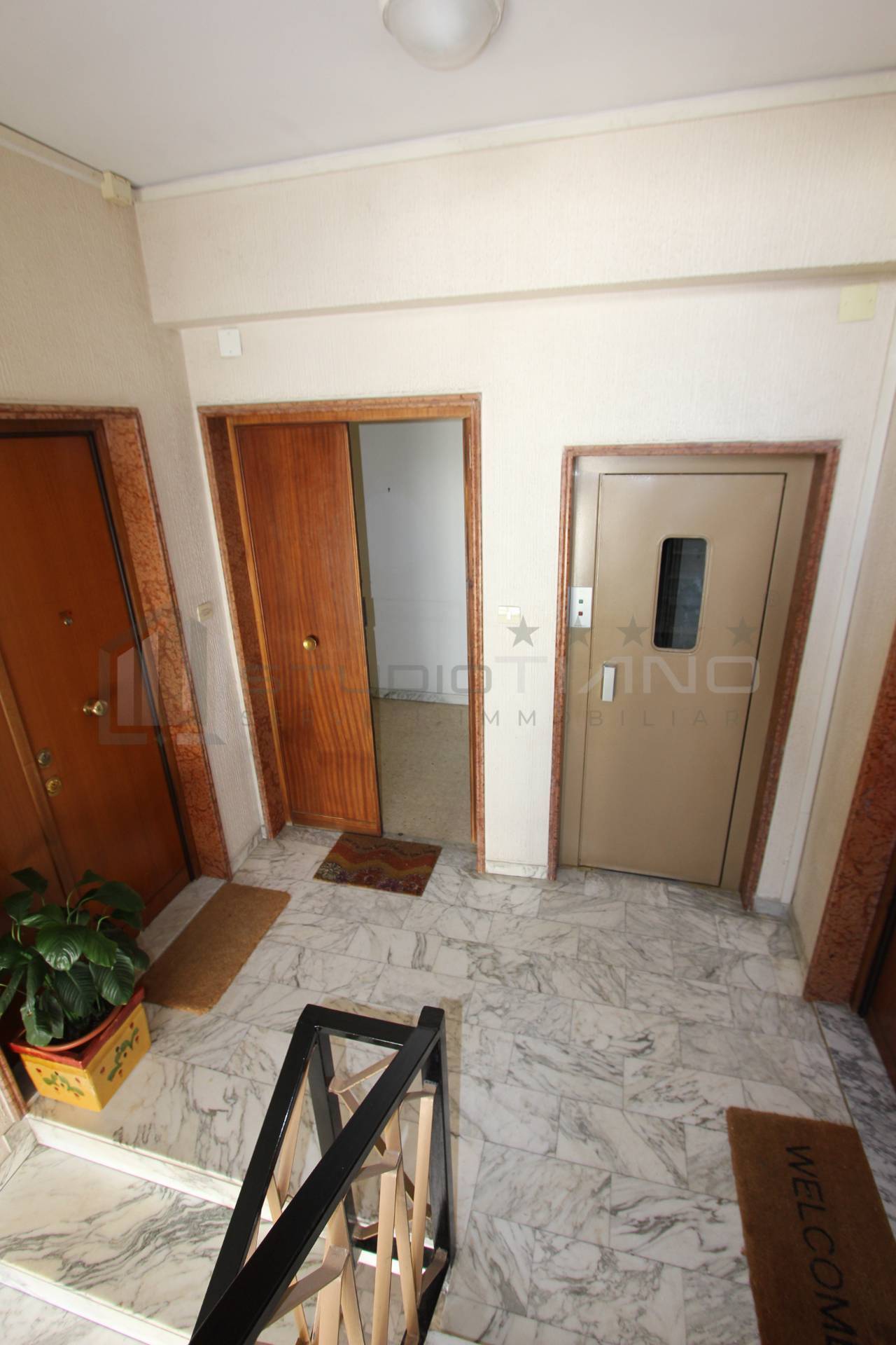 Appartamento in vendita a Cosenza, Centro