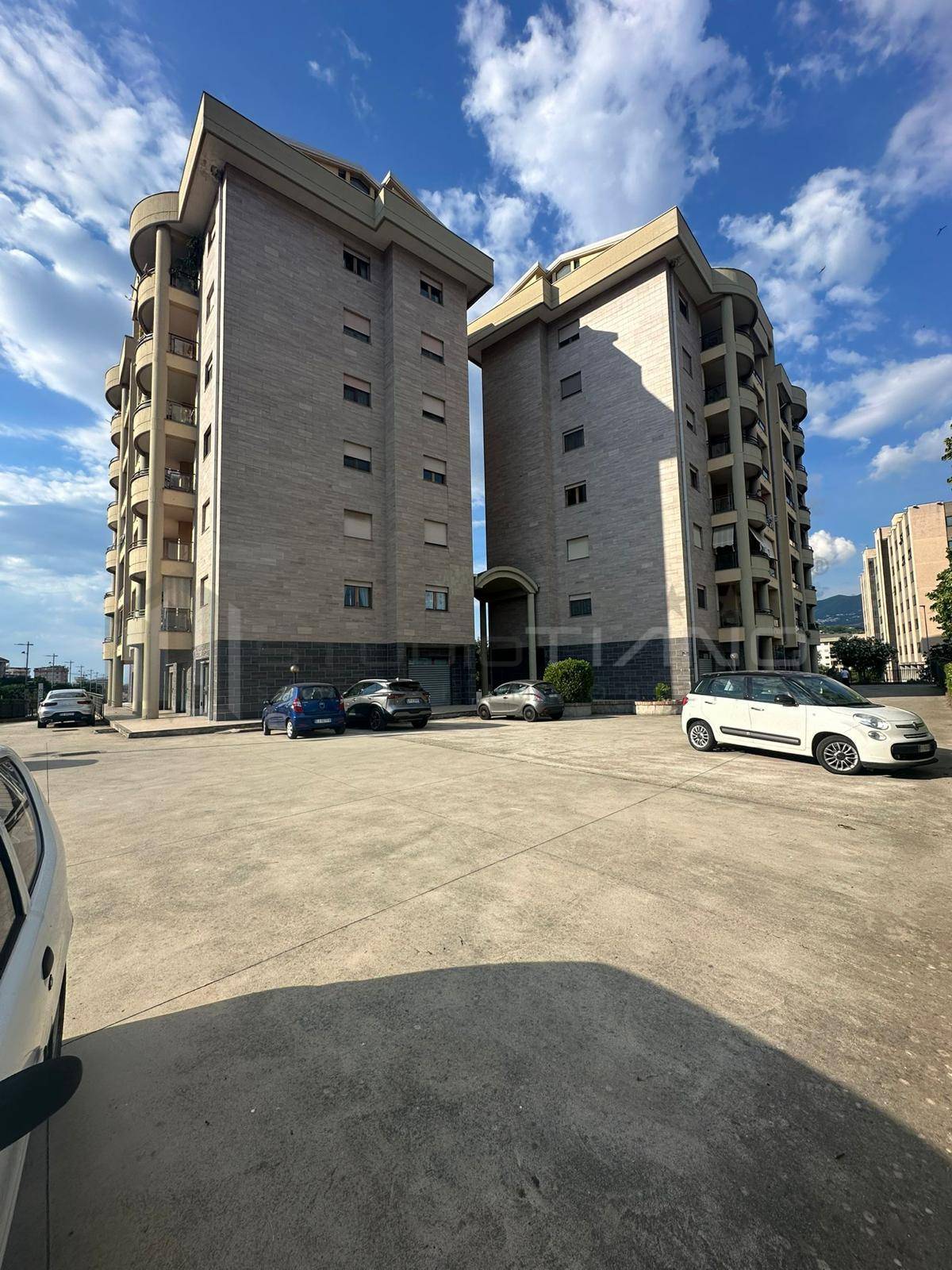 Studio/Ufficio in affitto a Cosenza, Nord