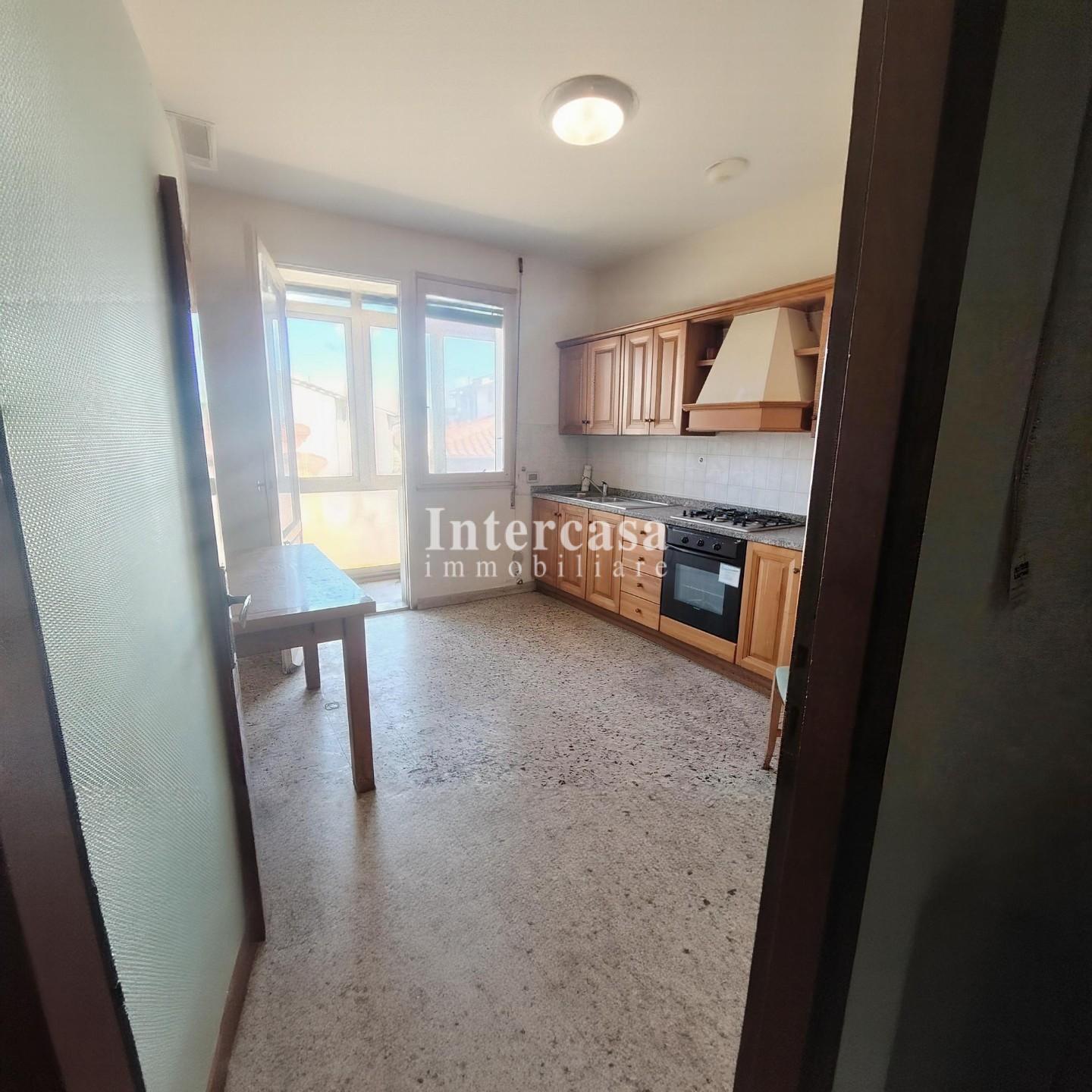 Quadrilocale in vendita, Pisa porta a lucca