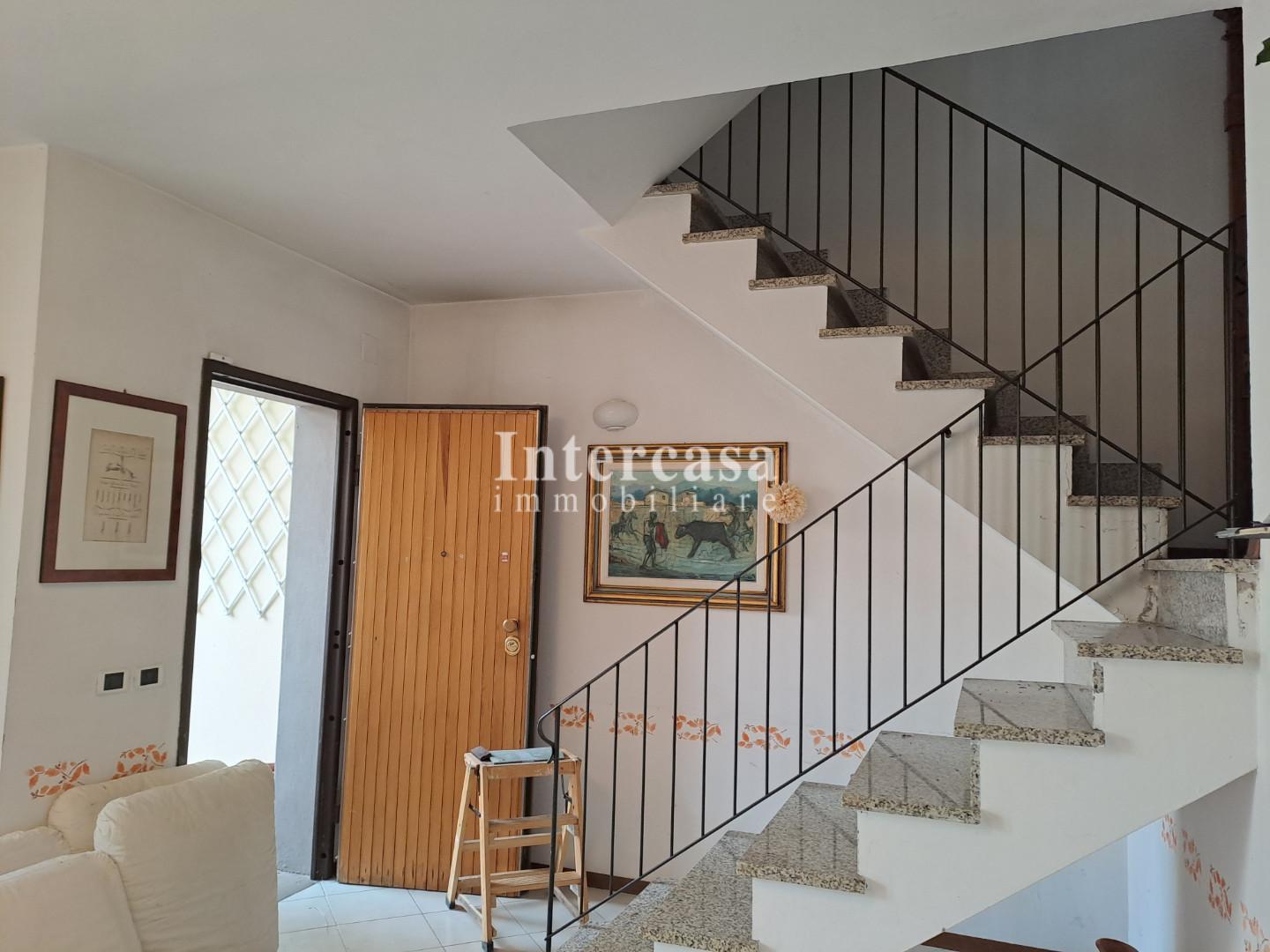 Villa con giardino, Fiesole compiobbi