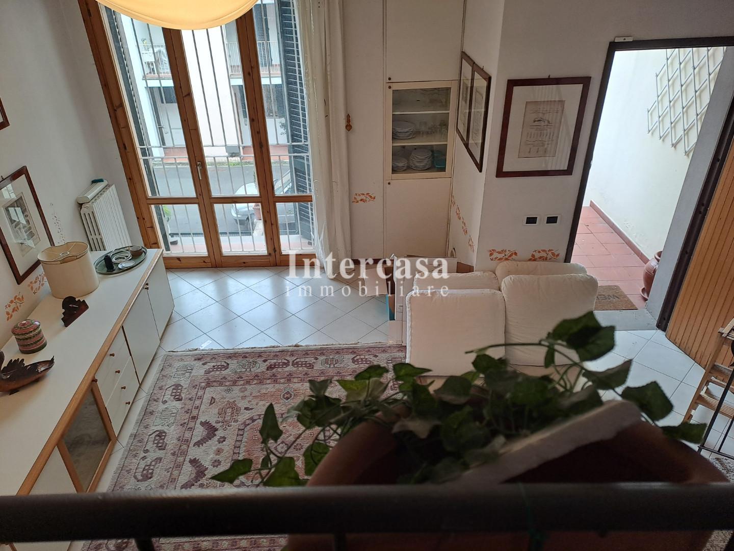 Villa con giardino, Fiesole compiobbi