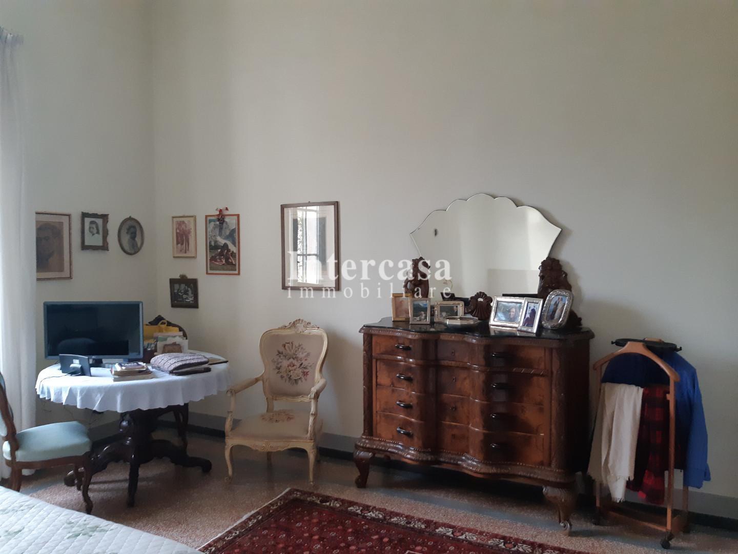 Casa indipendente con giardino, Pisa porta a lucca