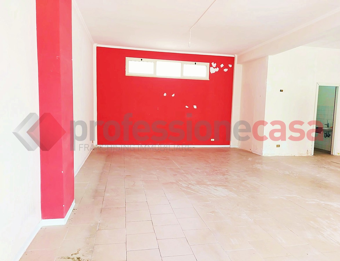 Negozio in affitto a Castrocielo