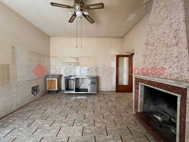 Casa indipendente in vendita a Pignataro Interamna