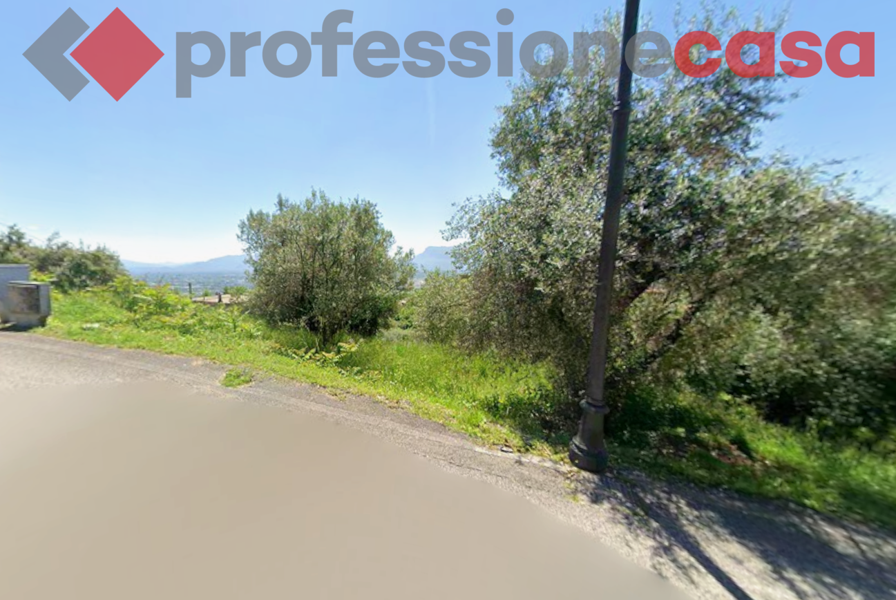 Terreno Edificabile in vendita a Villa Santa Lucia