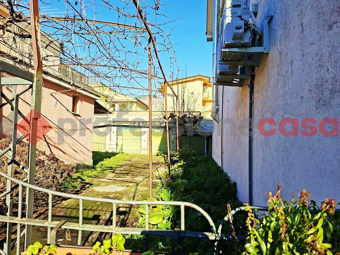 Box/Garage 12mq in vendita a Piedimonte San Germano