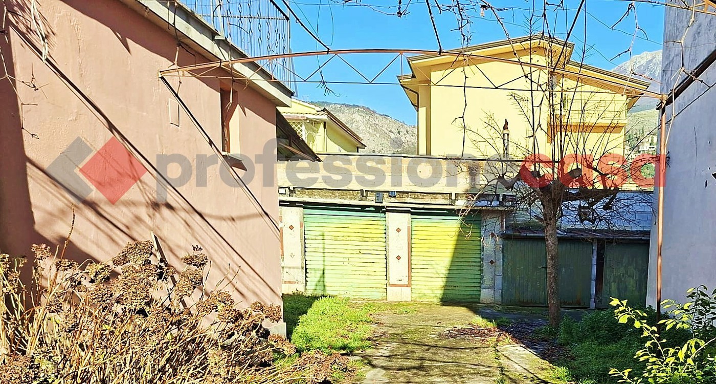 Box/Garage 12mq in vendita a Piedimonte San Germano