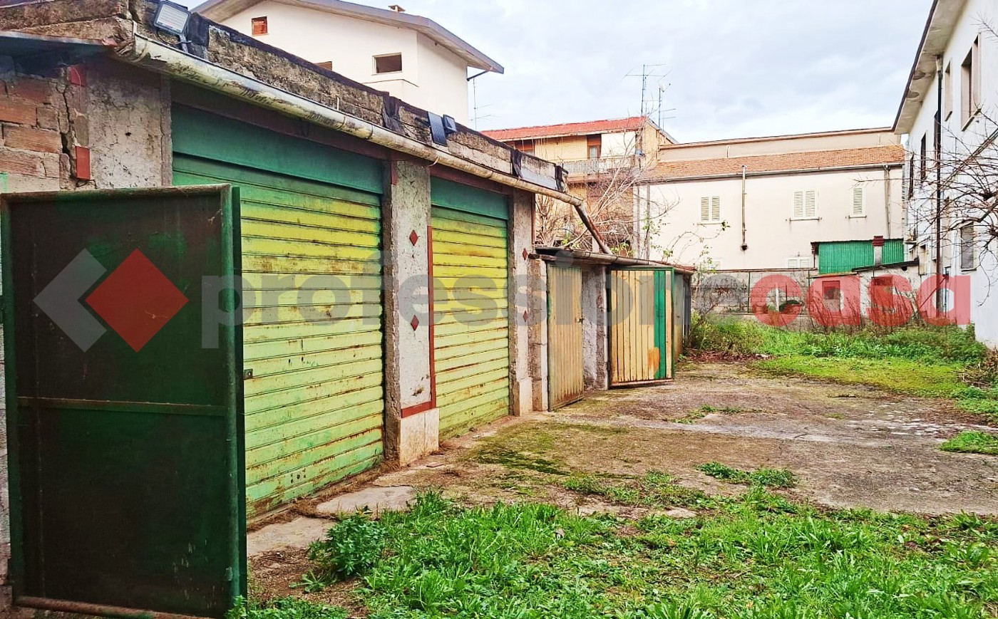 Box/Garage 12mq in vendita a Piedimonte San Germano