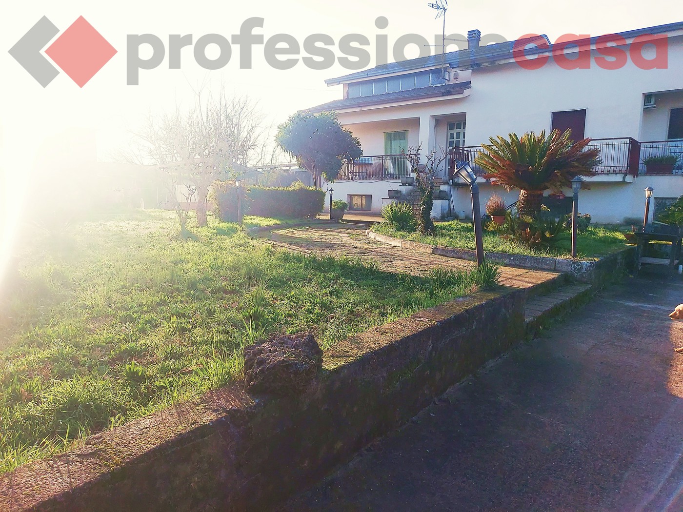 Casa indipendente in vendita a Aquino