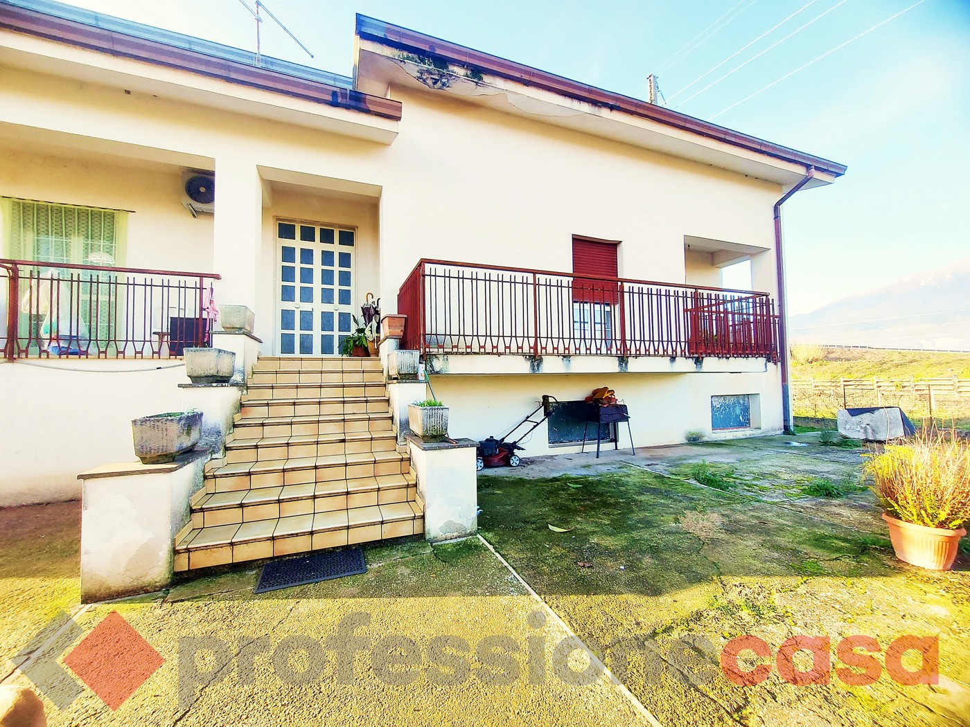 Casa indipendente in vendita a Aquino