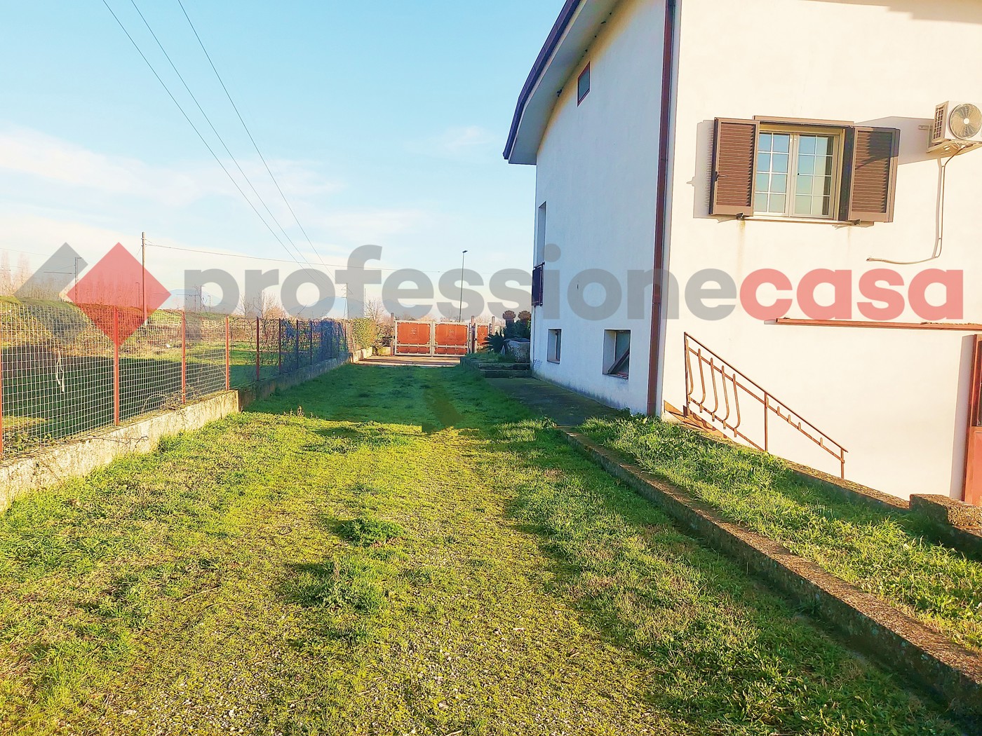 Casa indipendente in vendita a Aquino