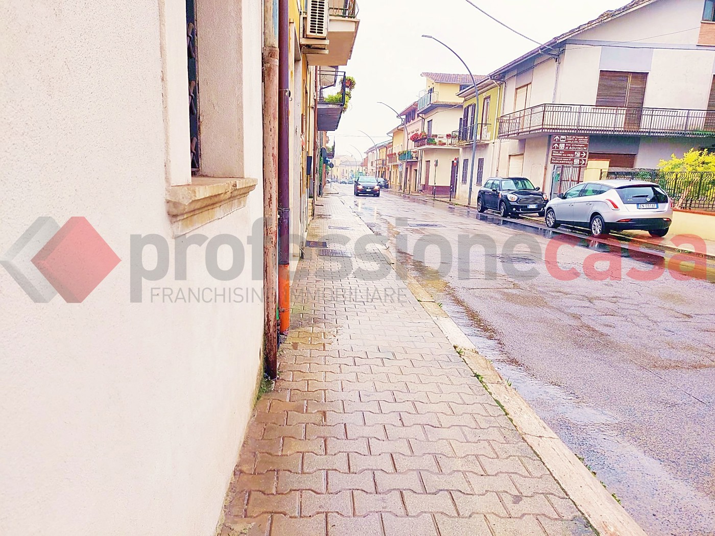 Negozio in affitto a Aquino